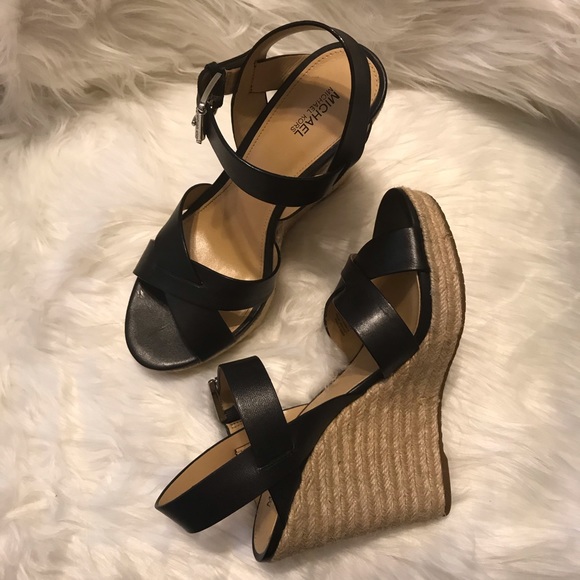 Michael Kors Kady Black Leather Wedge (Size 8.5) - Picture 4 of 8